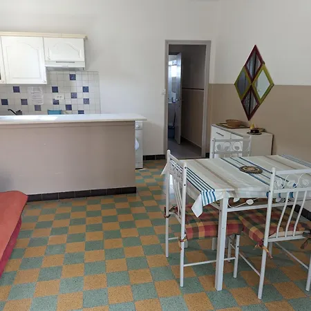 : T2 Proche Plage, Terrasse, Parking, Clim, Bbq, Lave-linge, 4 Pers, Classe 2* - Fr-1-797-17 Apartamento Port-la-Nouvelle