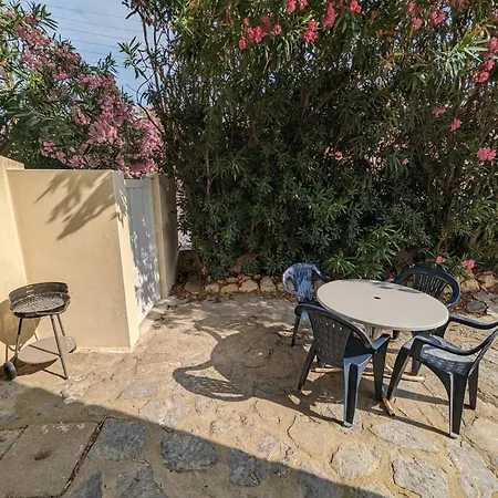 : T2 Proche Plage, Terrasse, Parking, Clim, Bbq, Lave-linge, 4 Pers, Classe 2* - Fr-1-797-17 * Port-la-Nouvelle