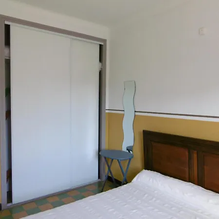 : T2 Proche Plage, Terrasse, Parking, Clim, Bbq, Lave-linge, 4 Pers, Classe 2* - Fr-1-797-17 Apartamento