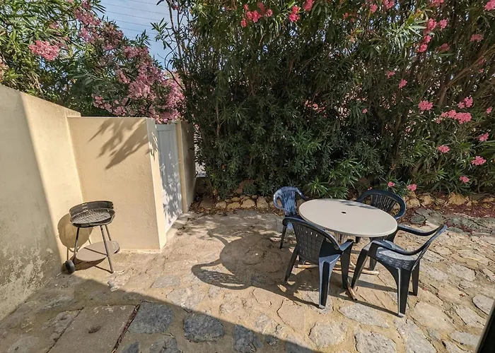 : T2 Proche Plage, Terrasse, Parking, Clim, Bbq, Lave-linge, 4 Pers, Classé 2* - Fr-1-797-17 * Port-la-Nouvelle