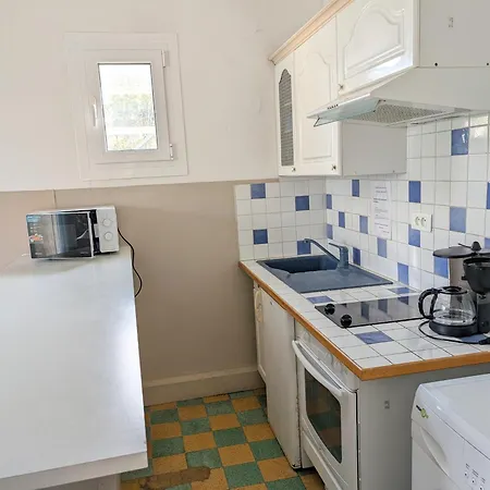 Port-la-Nouvelle : T2 proche plage, terrasse, parking, clim, BBQ, lave-linge, 4 pers, classé 2* - FR-1-797-17